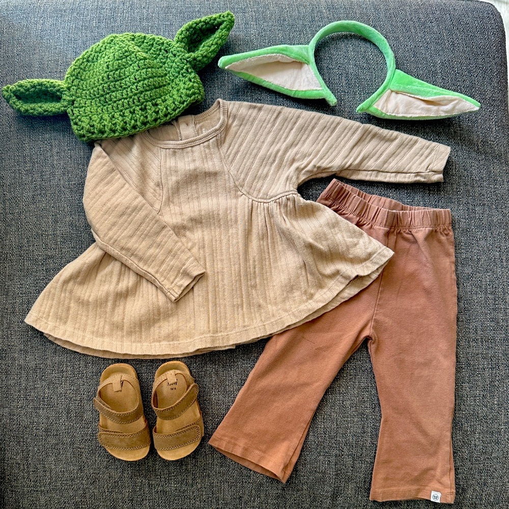 Baby Yoda cosplay/costume (12-18mo. toddler girl)